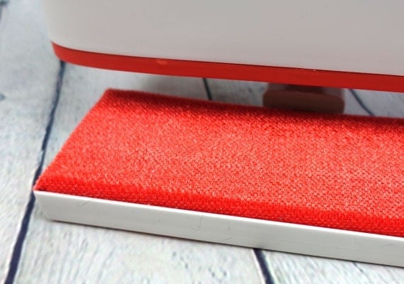 Microfiber broom head that dog hair sticks to.